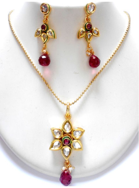 Kundan Pendant Sets